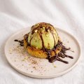 向かっています