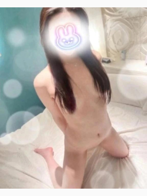 してますっ