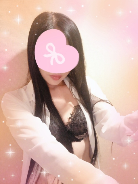 明日💗出勤致します🤗💗