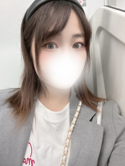 はじめまして🍀︎ ̖́-