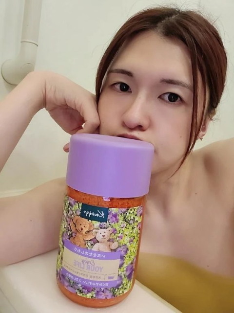スミレとお酒ヽ(｡･ω･｡)ﾉ