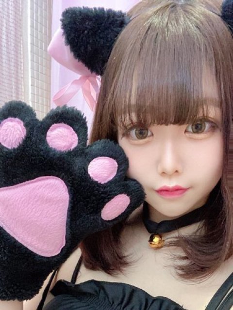 お誘い待ってます