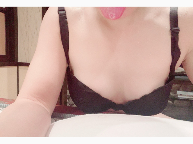 臭いおならと全身の匂いを嗅いで、激しくいじめられたい