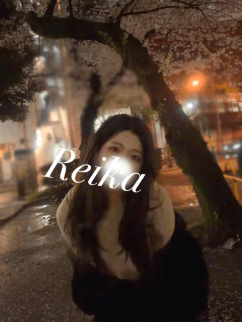 夜桜って結構...😌🌸