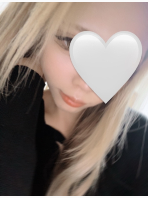 こんばんは👩🏻❤️💋👨🏻🏩🍼