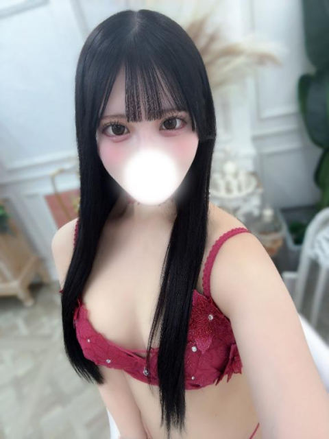 新しい宣材とったんだあ♡