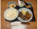 タン👅