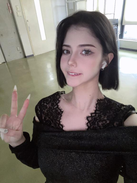 😘