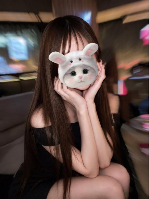 じー|·̫• ͒ )