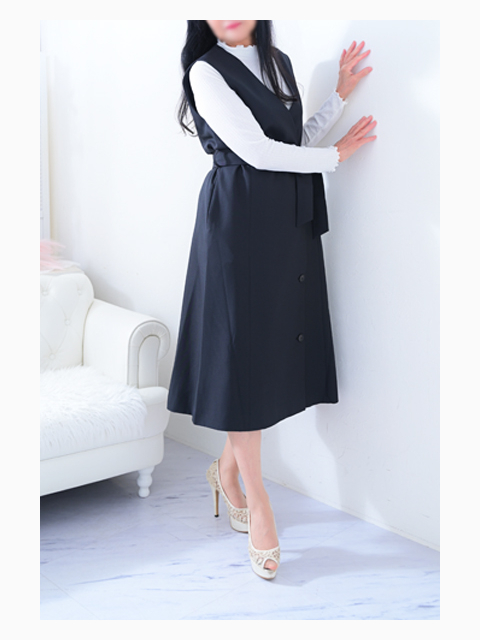 包み込む大人の優しさ！美熟妻！