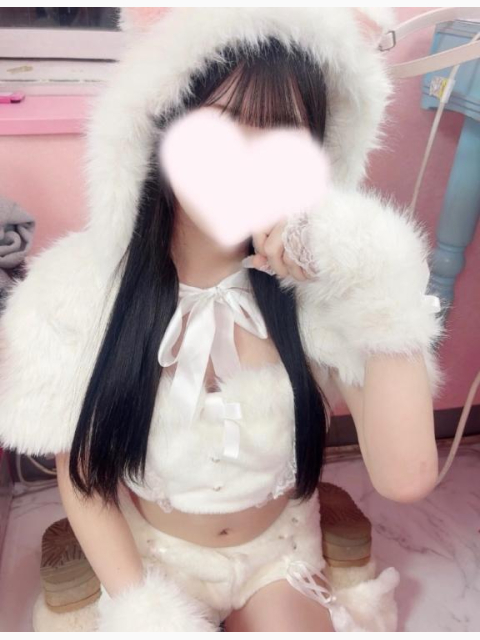 初めまして！まりかです♡