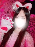 猫なでて