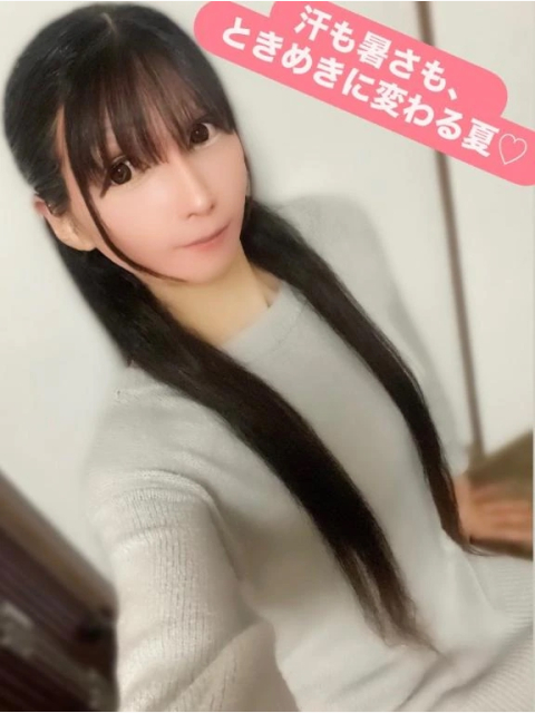汗も暑さも、ときめきに変わる夏♡