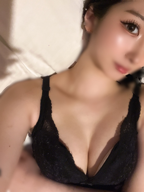 ぱちぱち(﹡ƠωƠ֦﹡)
