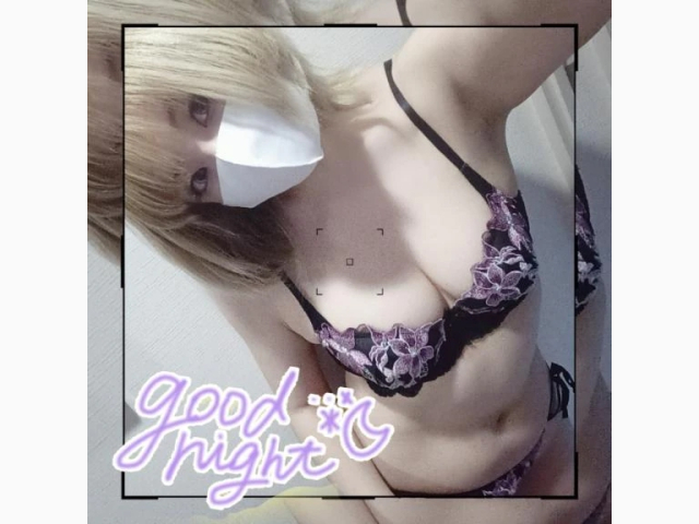 明日は13:00-18:00✨りりか