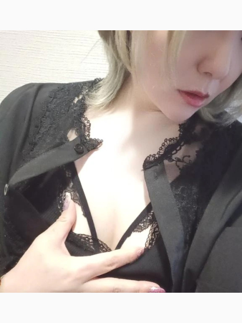 今日は20:00まで🐇りりか