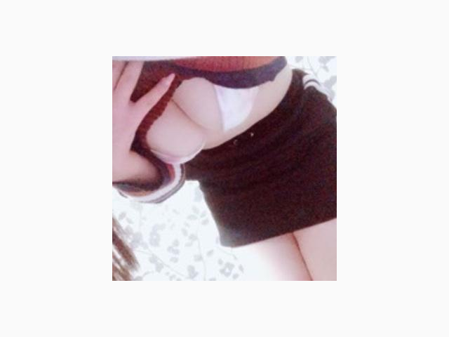 [手ブラで我慢してね♪ ]：フォトギャラリー