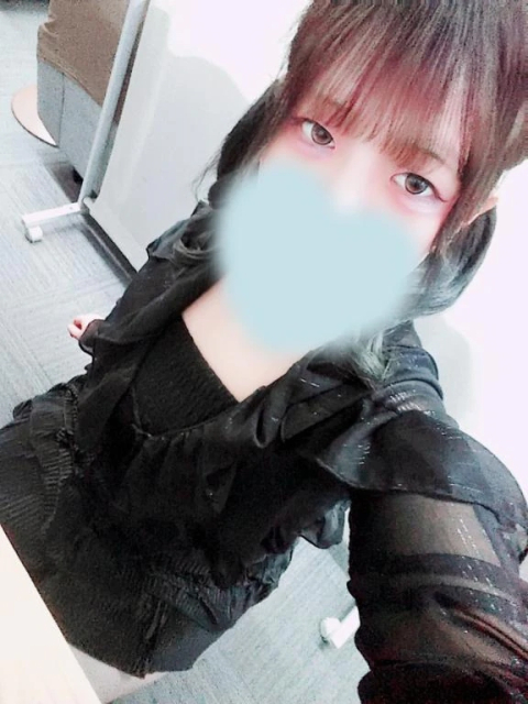 出勤(⑉• •⑉)♥