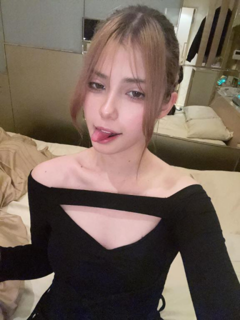 😜