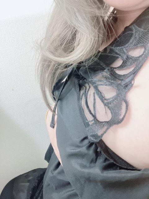 明日☺️
