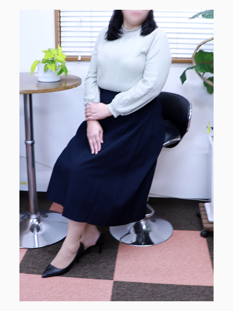 素朴に温かい!抱き心地満点の熟妻さん