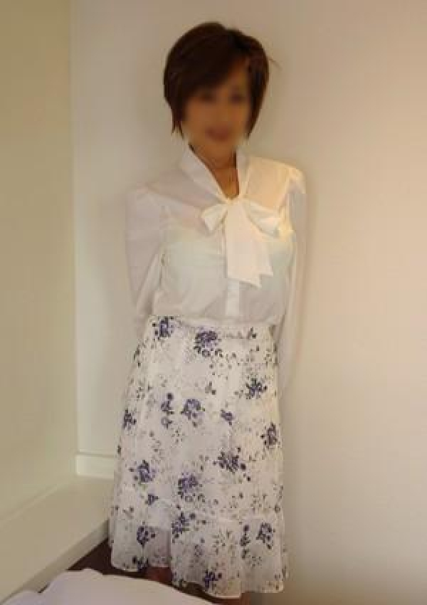神田文香、派遣妻 4