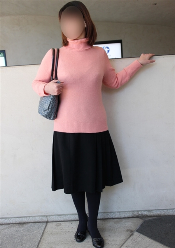 なぎ、かわいい熟女&おいしい人妻 五反田・品川店 2