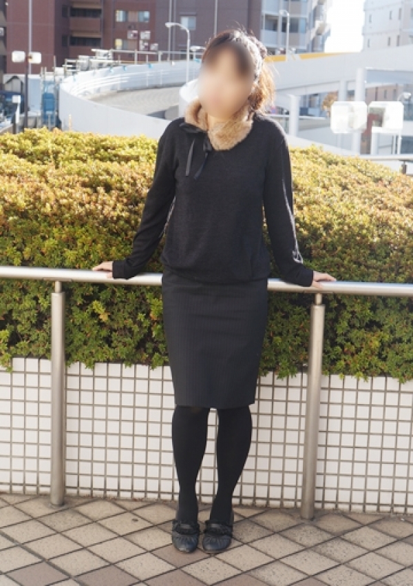 さな、かわいい熟女&おいしい人妻 町田店 2