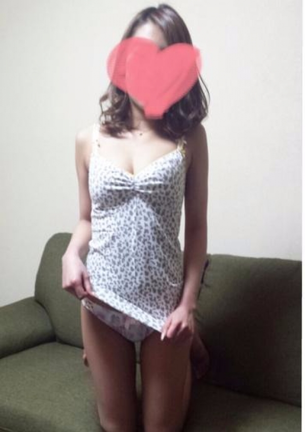 あやの【1日体験】、恋するエステ彼女が部屋着にきがえたら 3