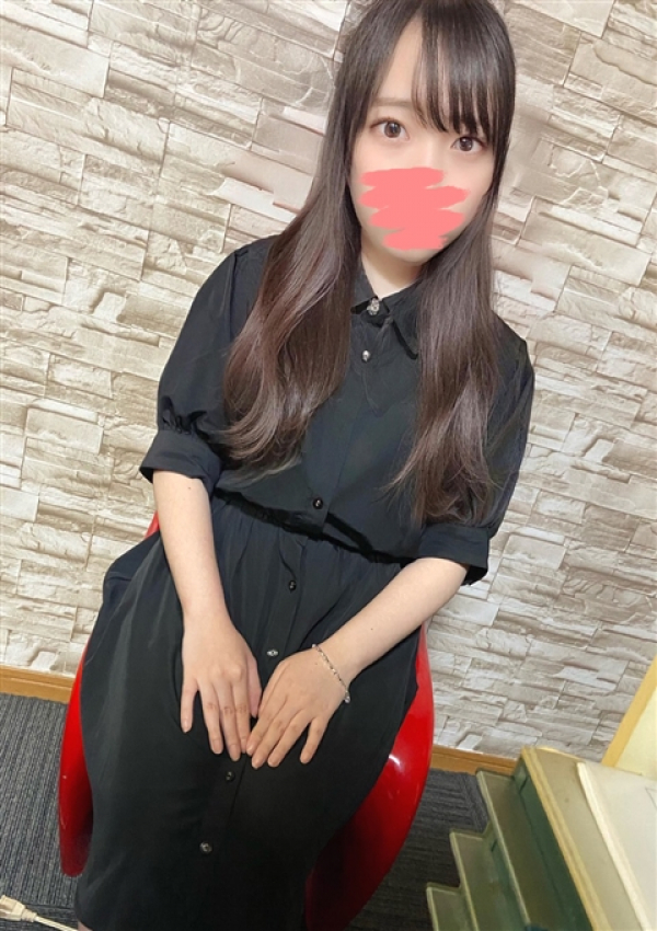 大阪激安デリヘル LIMIT(リミット)、シオリ