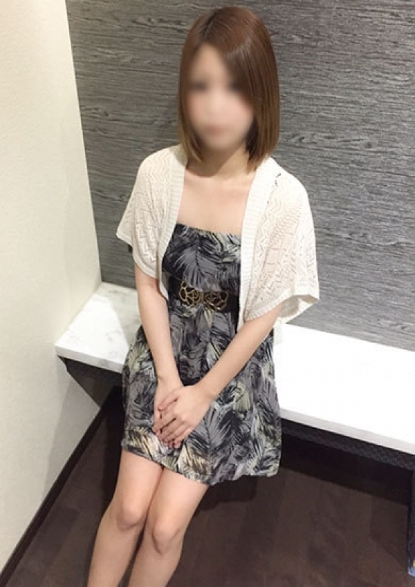 えいみ、60分1万円!!激安素人デリ「Club Moet」 2