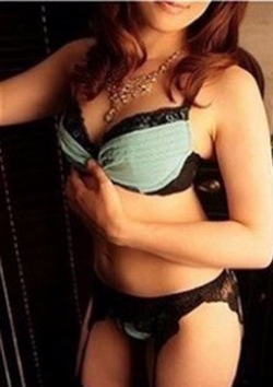 成瀬 友香、汝々艶 谷九店 2