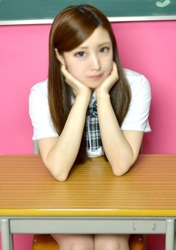 こまち、18歳19歳の素人専門店 渋谷素人コスプレ学園 3