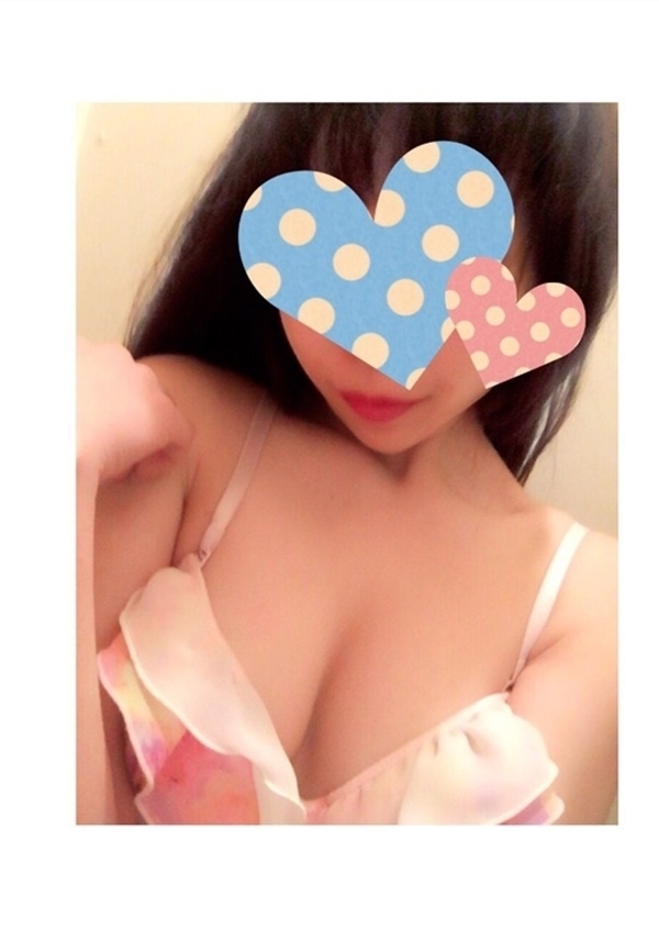 れいな、東京コレクション 赤坂店 2