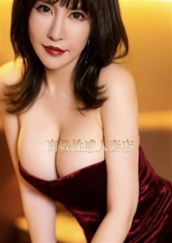 ふうか、高級性感人妻店