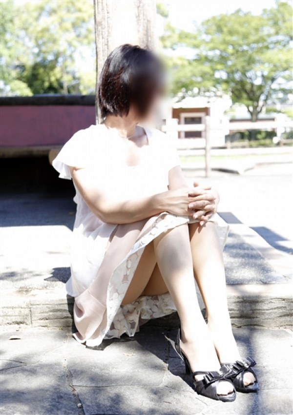 いづみ、夢ごこち 人妻店 10