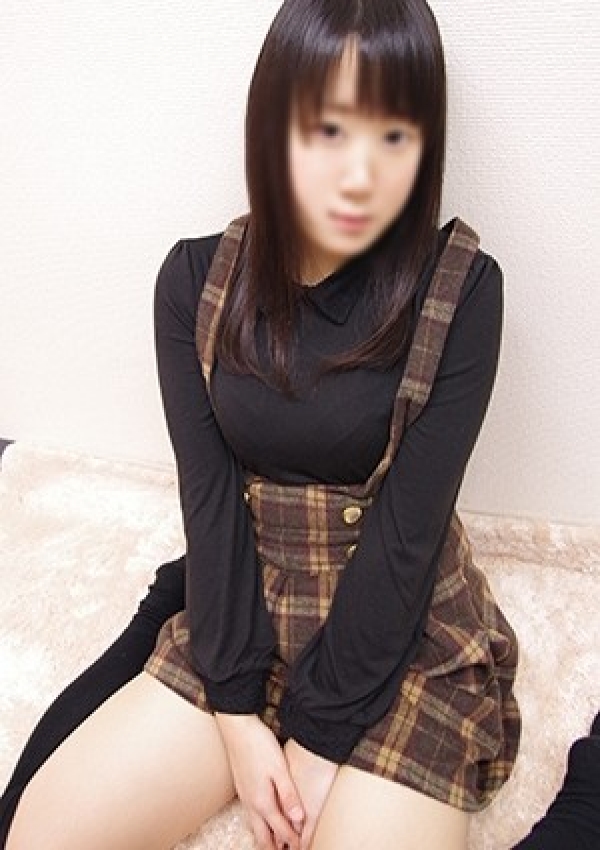 ゆい、悶絶痴女 池袋店