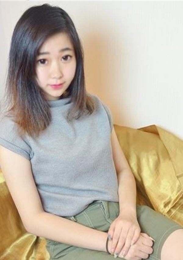 るい、素人若妻だからこそのドラマ 人妻の自由な時間 2