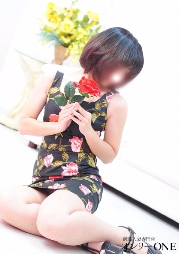 早苗、新潟人妻専門店 オンリーONE 4