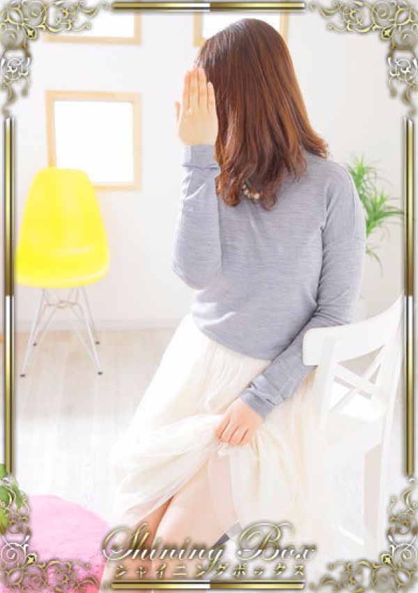 詩 穂 [シホ]、Shining Box ～シャイニングボックス～ 2