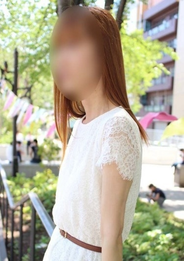 さよ、かわいい熟女&おいしい人妻 池袋店 3