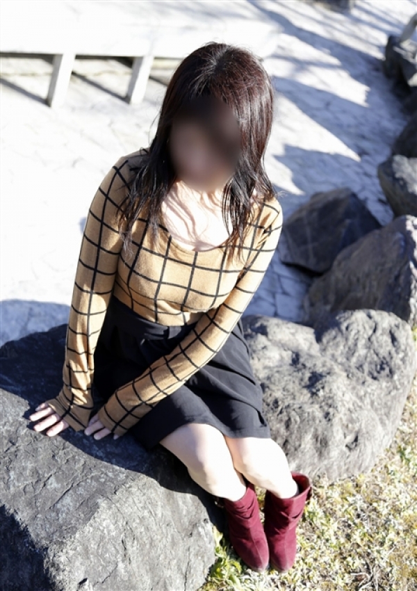 みき、夢ごこち 人妻店 11