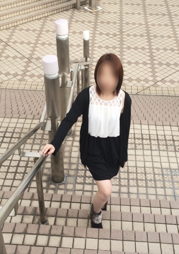 ゆりか、かわいい熟女&おいしい人妻 町田店 3