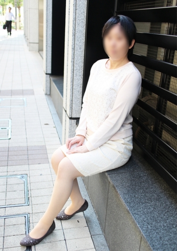 なみえ、かわいい熟女&おいしい人妻 池袋店 3