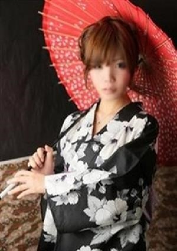 小島 瑠璃子、イラマチーオ キタ梅田店 3