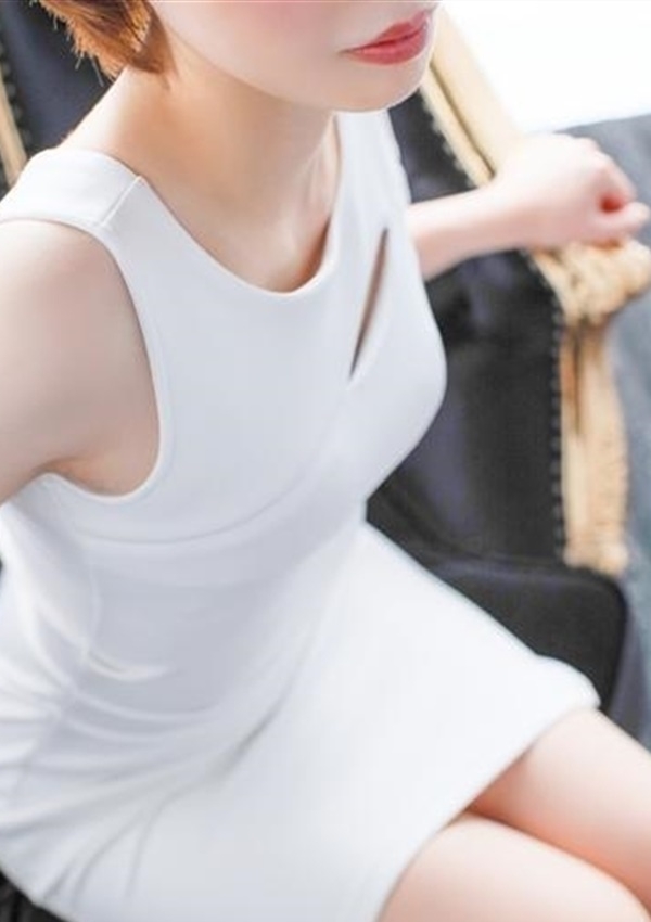 紗妃【さき】、ドレスコードマダム 2