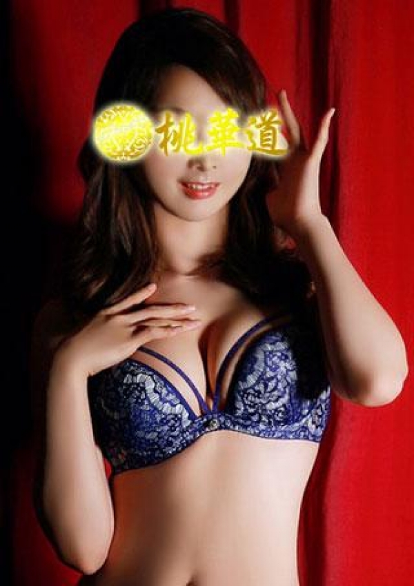 ひとみ、東京性感エステ倶楽部 桃華道 1