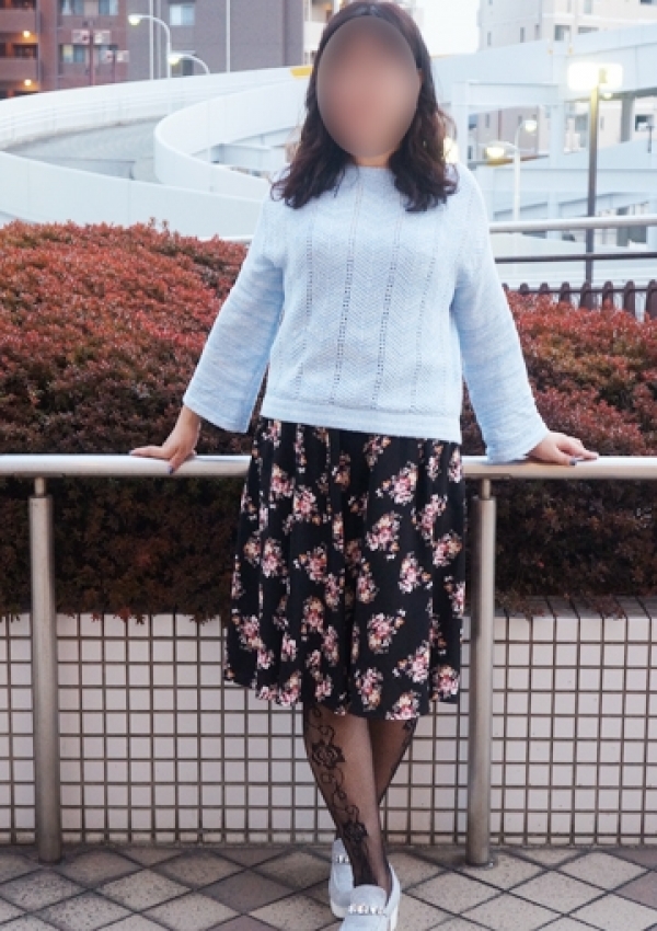 ちあき、かわいい熟女&おいしい人妻 町田店 2