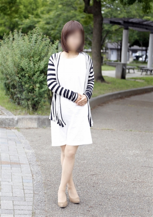 なみ、夢ごこち 人妻店 6