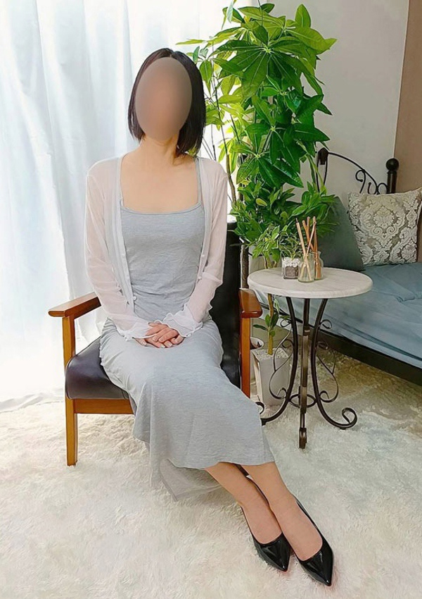 かずき、人妻熟女の秘密の関係伊勢崎店 3